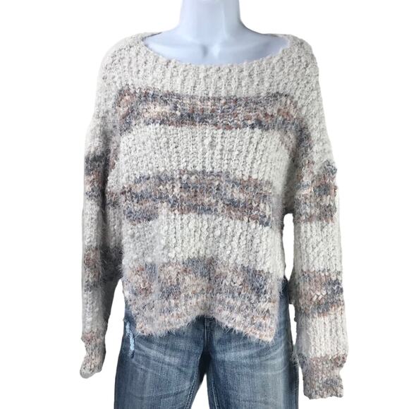 Lumiere Boxy Oversized Crop Eyelash Sweater Soft Size Small - Picture 1 of 7